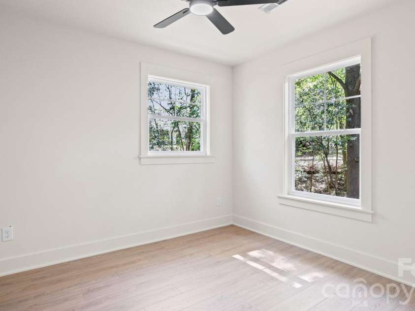 4817 Ridgeley Drive, Charlotte, NC 28208.  MLS# CAR4364821, YatesRealty ID 12346. 