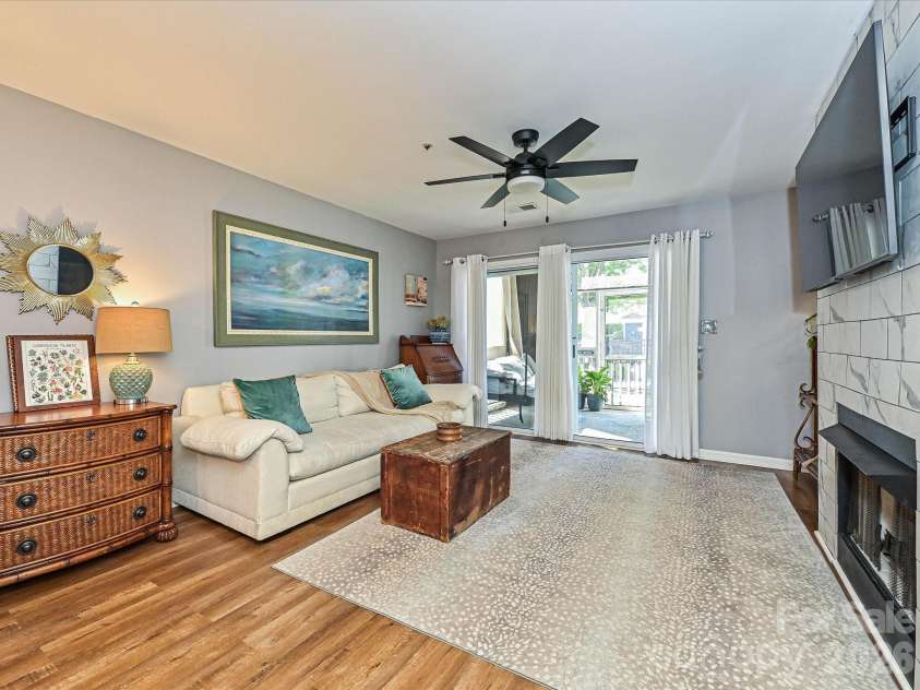 17528 Tuscany Lane, Cornelius, NC 28031.  MLS# CAR4367048, YatesRealty ID 12347. 