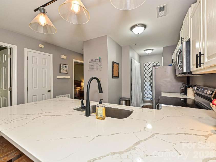 17528 Tuscany Lane, Cornelius, NC 28031.  MLS# CAR4367048, YatesRealty ID 12347. 