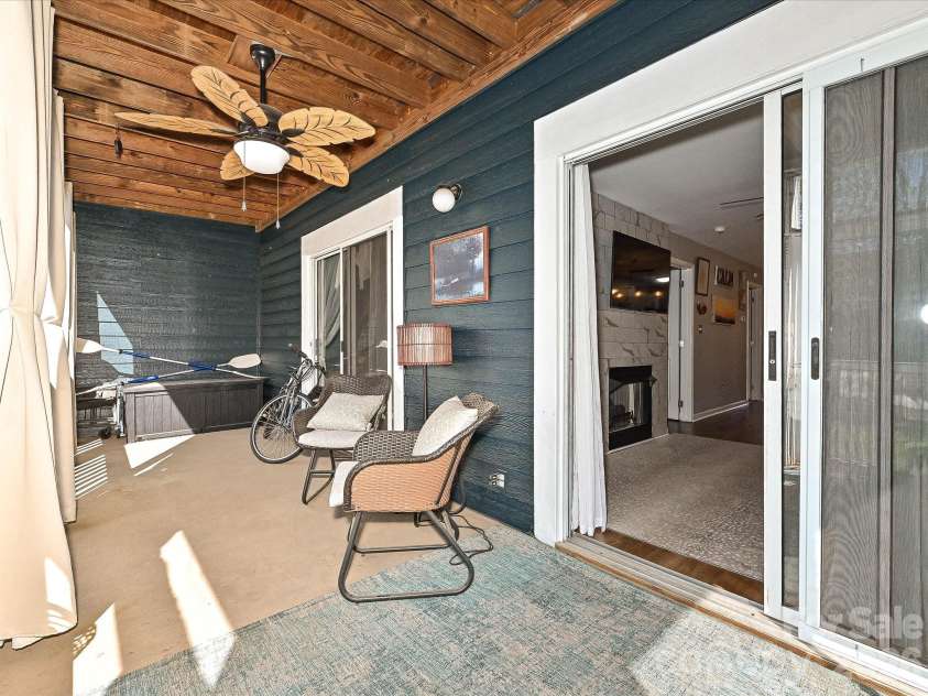 17528 Tuscany Lane, Cornelius, NC 28031.  MLS# CAR4367048, YatesRealty ID 12347. 