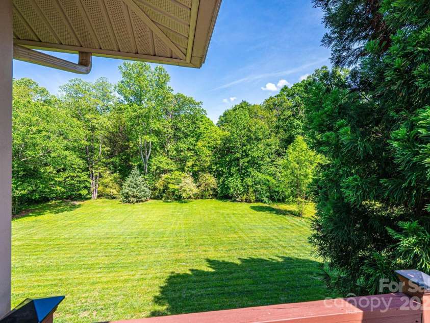 3520 4th Street Boulevard, Hickory, NC 28601.  MLS# CAR4255577, YatesRealty ID 12347. Backyard Level