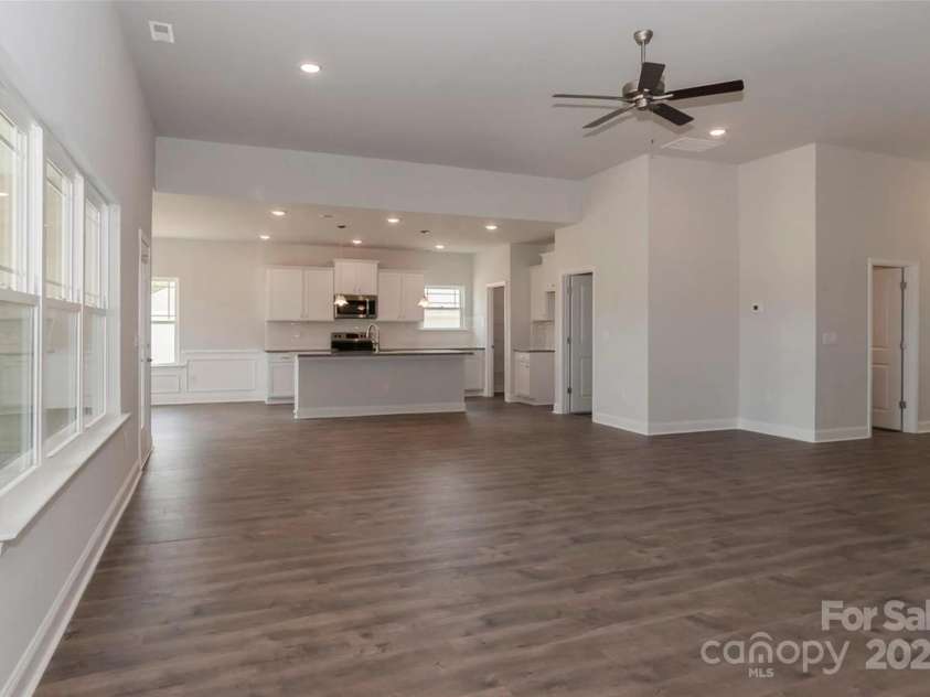 184 Swann Road, Statesville, NC 28625.  MLS# CAR4244642, YatesRealty ID 12348. 