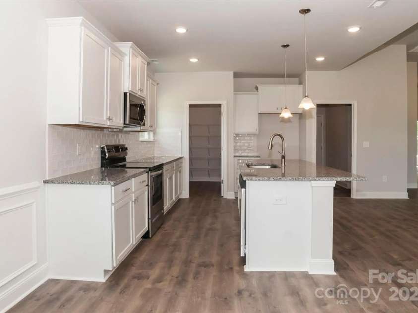 184 Swann Road, Statesville, NC 28625.  MLS# CAR4244642, YatesRealty ID 12348. 