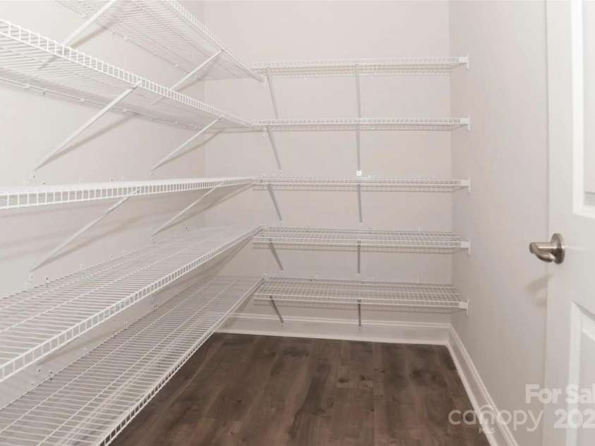 184 Swann Road, Statesville, NC 28625.  MLS# CAR4244642, YatesRealty ID 12348. 