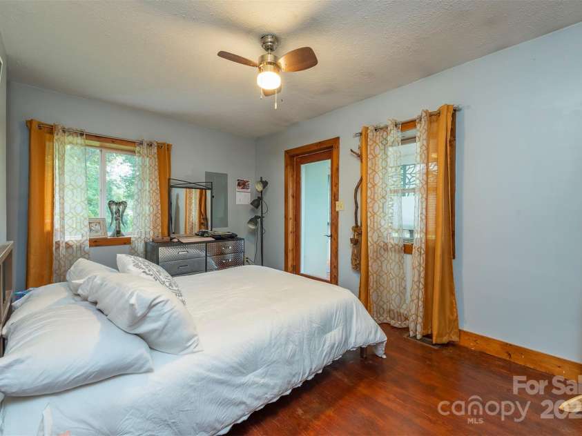 3755 Broad Street, Clyde, NC 28721.  MLS# CAR4308852, YatesRealty ID 12348. 