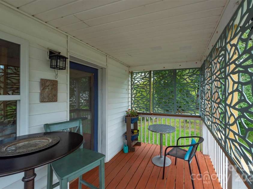 3755 Broad Street, Clyde, NC 28721.  MLS# CAR4308852, YatesRealty ID 12348. 