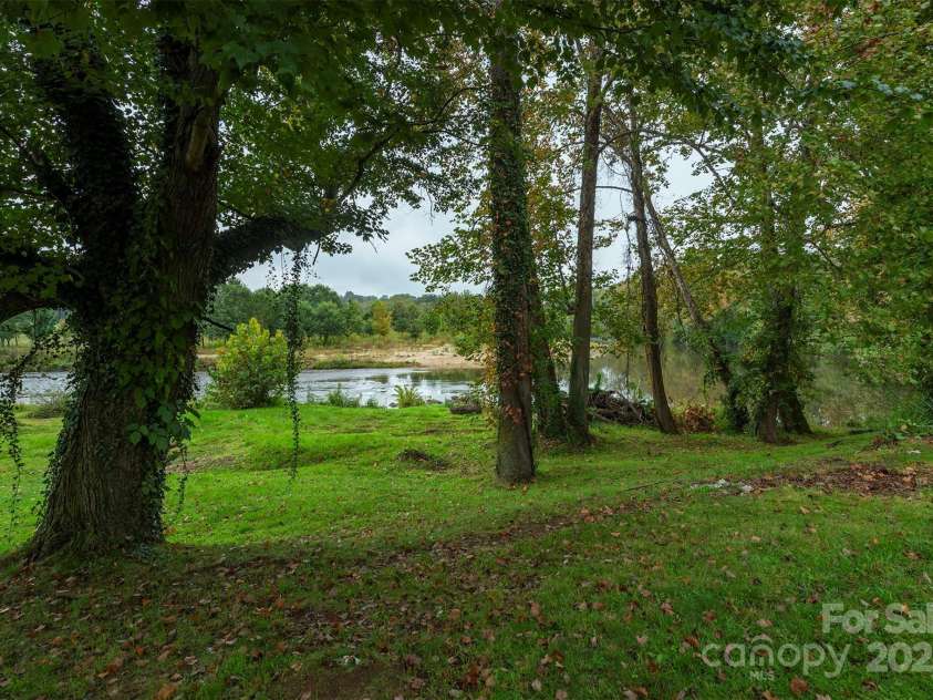 3755 Broad Street, Clyde, NC 28721.  MLS# CAR4308852, YatesRealty ID 12348. 