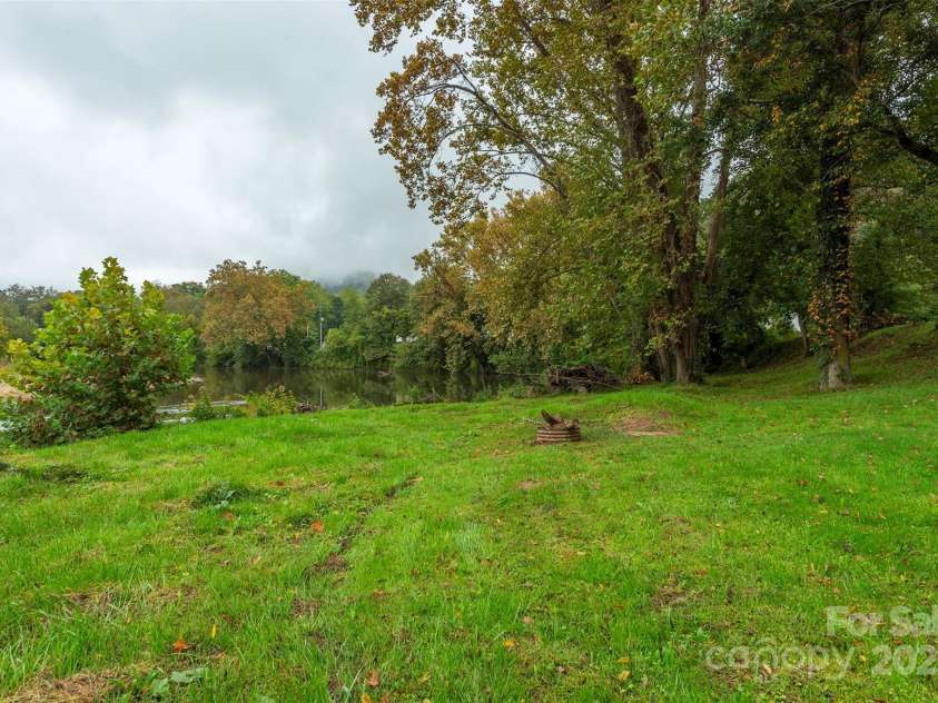 3755 Broad Street, Clyde, NC 28721.  MLS# CAR4308852, YatesRealty ID 12348. 