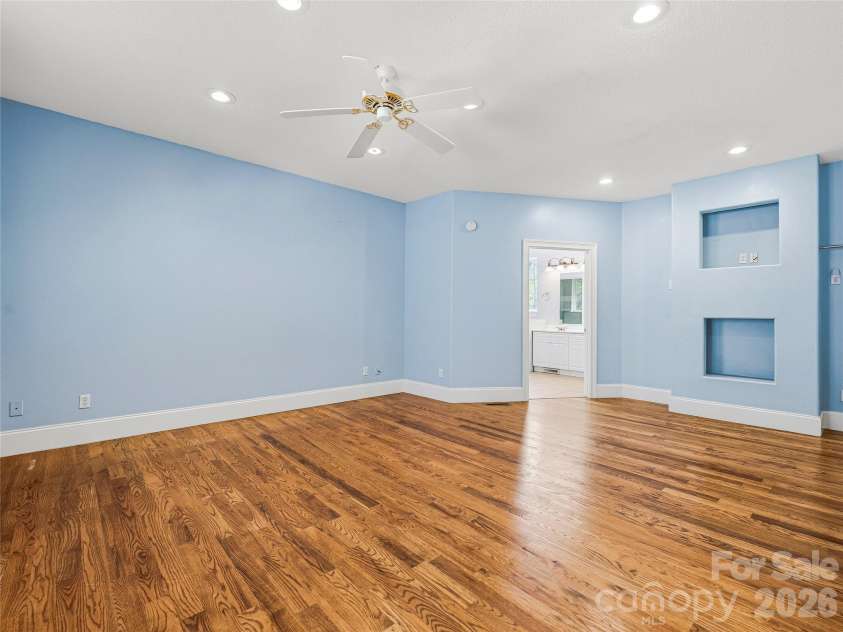 196 Blackbird Lane, Tryon, NC 28782.  MLS# CAR4366022, YatesRealty ID 12349. Primary leading to Bathroom