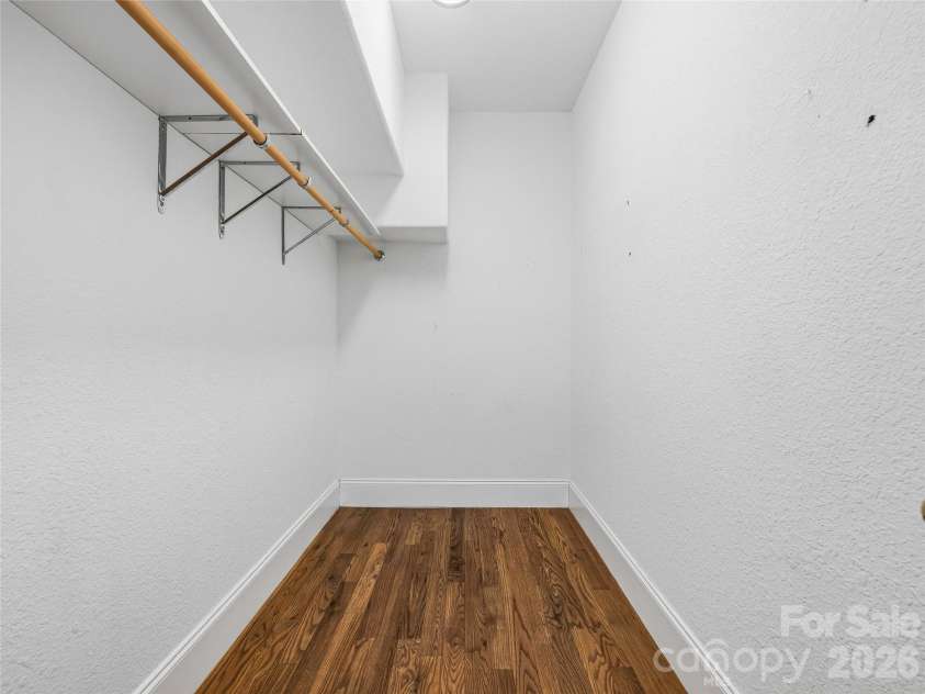 196 Blackbird Lane, Tryon, NC 28782.  MLS# CAR4366022, YatesRealty ID 12349. Primary Walk In Closet