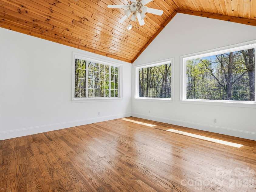 196 Blackbird Lane, Tryon, NC 28782.  MLS# CAR4366022, YatesRealty ID 12349. 