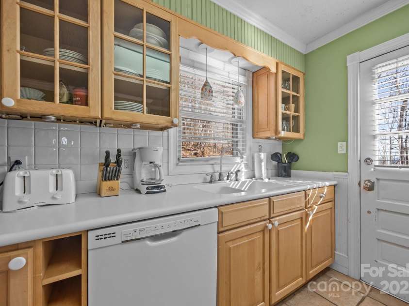 42 Celebration Place, Asheville, NC 28806.  MLS# CAR4227140, YatesRealty ID 1235. 