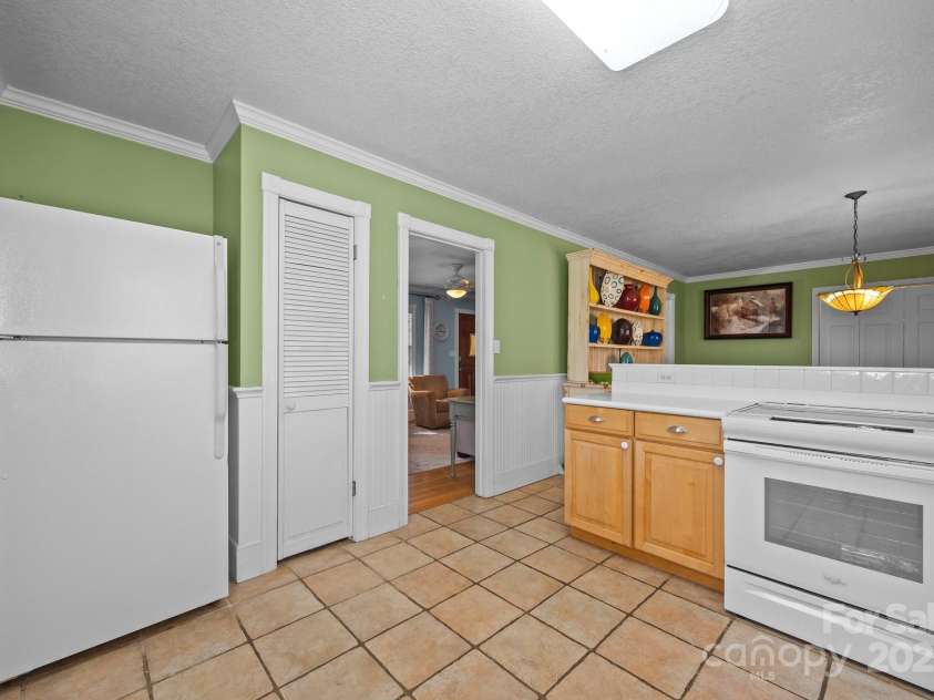 42 Celebration Place, Asheville, NC 28806.  MLS# CAR4227140, YatesRealty ID 1235. 