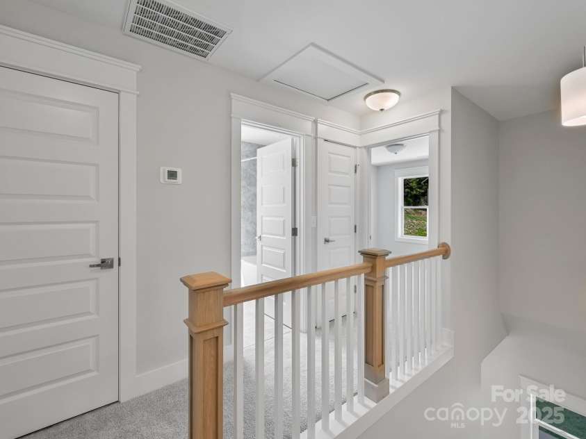 3 Lemon Alley, Asheville, NC 28806.  MLS# CAR4221748, YatesRealty ID 12350. 