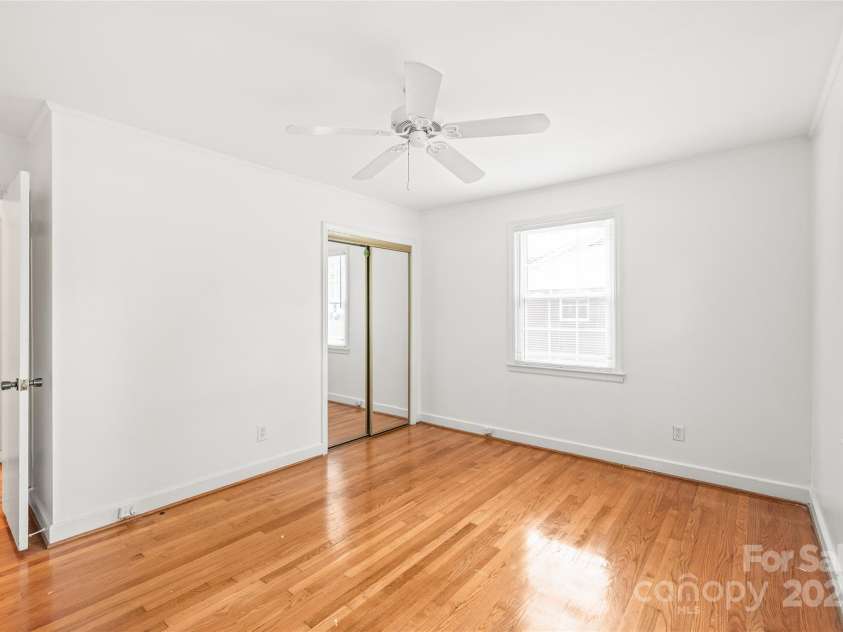 1320 Hartford Avenue, Charlotte, NC 28209.  MLS# CAR4258036, YatesRealty ID 12351. 