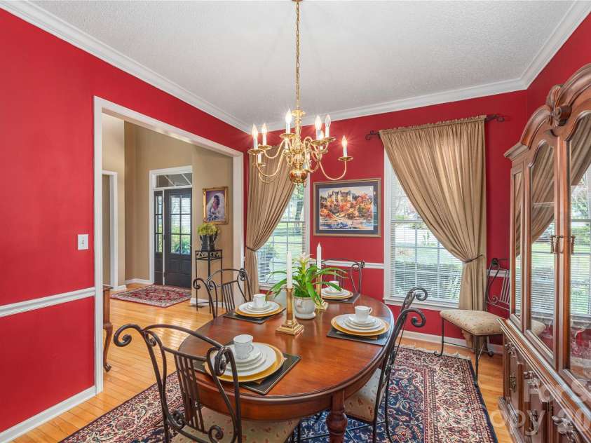 42 Cranberry Bog Court, Fletcher, NC 28732.  MLS# CAR4367619, YatesRealty ID 12351. Dining room
