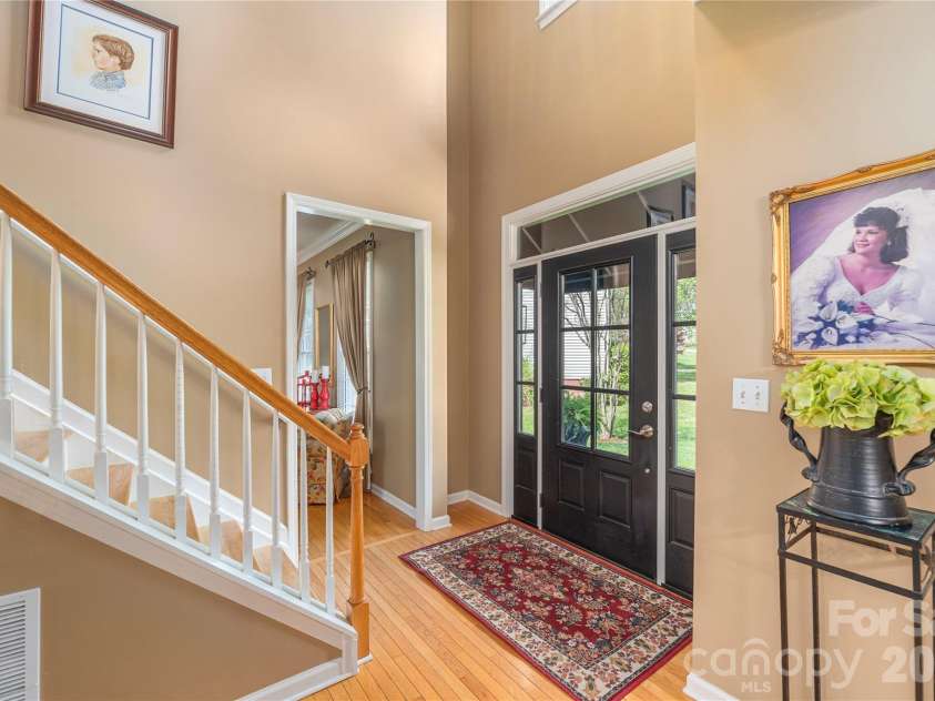42 Cranberry Bog Court, Fletcher, NC 28732.  MLS# CAR4367619, YatesRealty ID 12351. Foyer