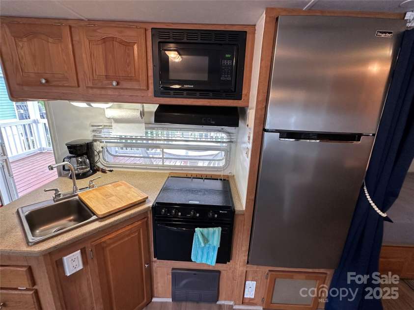 164 Dogwood Circle, New London, NC 28127.  MLS# CAR4255504, YatesRealty ID 12352. 