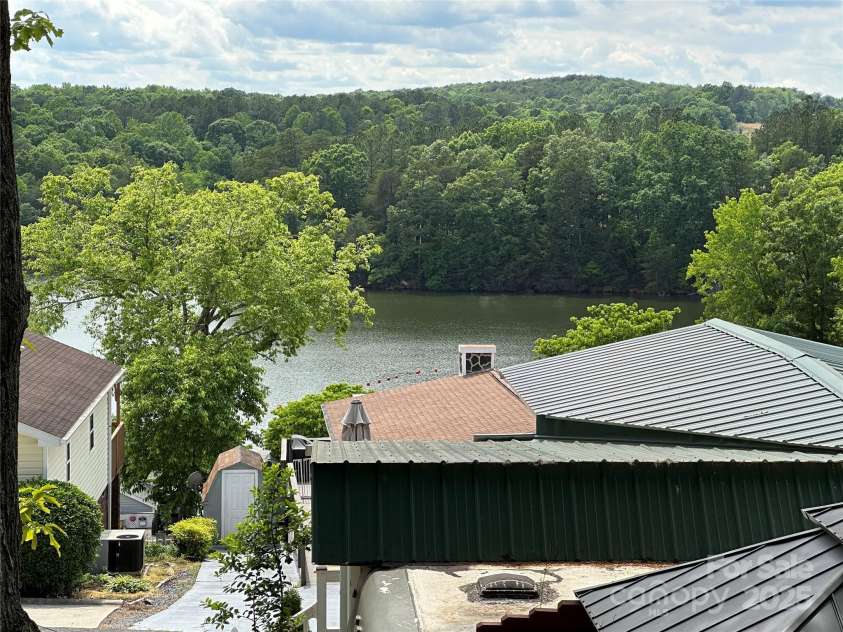 164 Dogwood Circle, New London, NC 28127.  MLS# CAR4255504, YatesRealty ID 12352. 