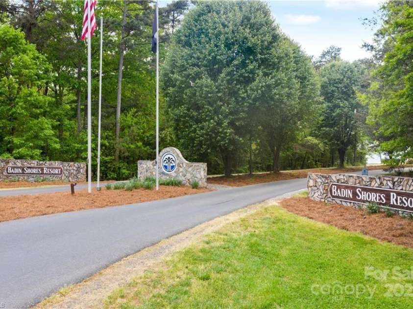 164 Dogwood Circle, New London, NC 28127.  MLS# CAR4255504, YatesRealty ID 12352. 