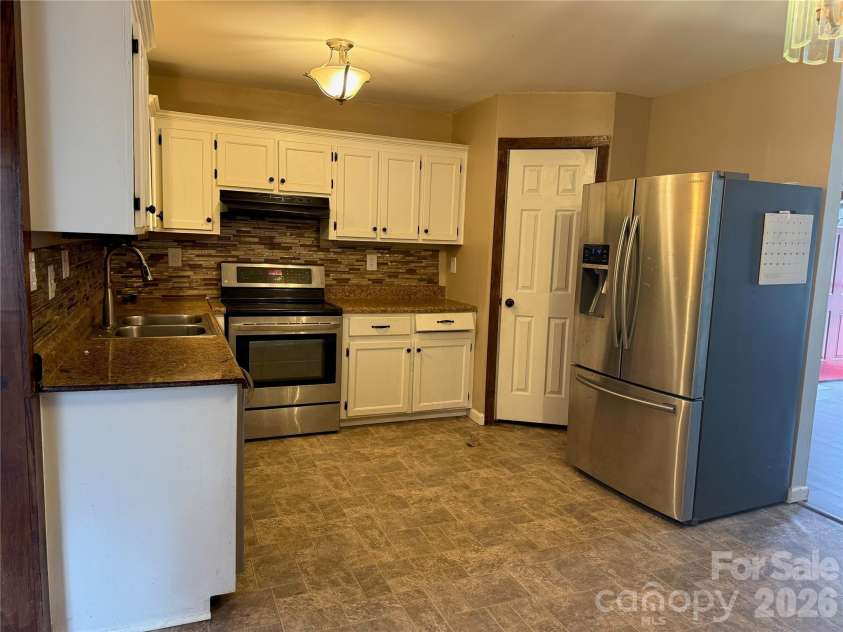 309 Mel Lane, Crouse, NC 28033.  MLS# CAR4345443, YatesRealty ID 12352. 
