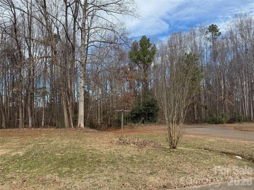 309 Mel Lane, Crouse, NC 28033.  MLS# CAR4345443, YatesRealty ID 12352. 