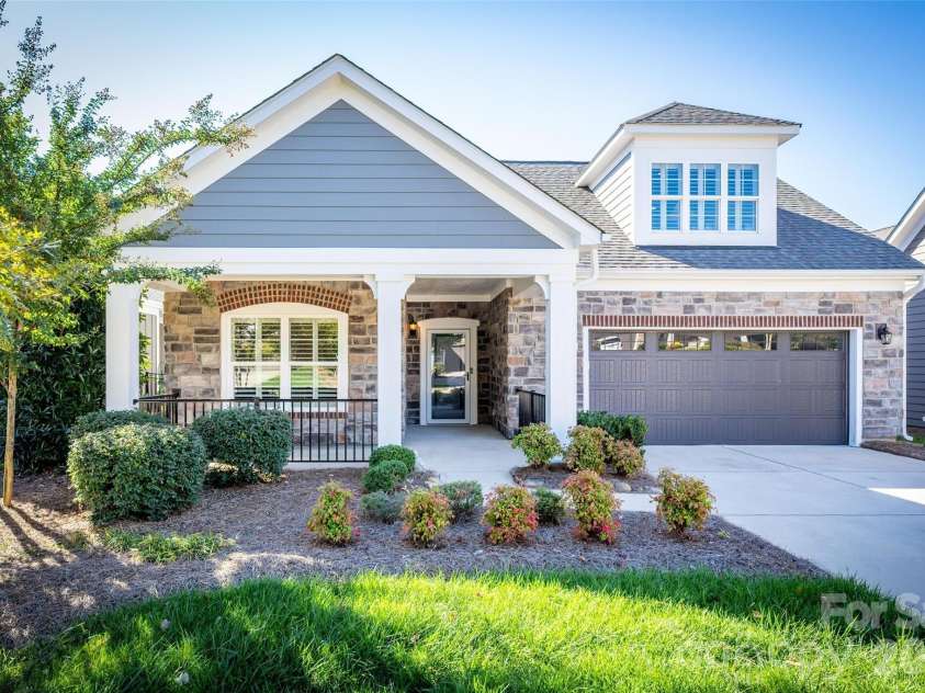 16215 Lakeside Loop Lane, Cornelius, NC 28031.  MLS# CAR4314451, YatesRealty ID 12354. 