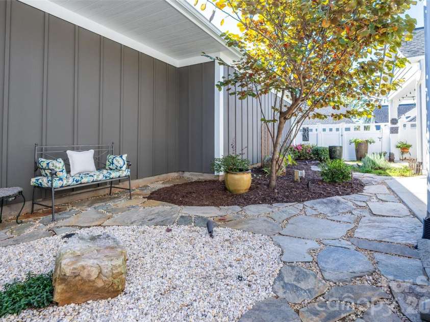 16215 Lakeside Loop Lane, Cornelius, NC 28031.  MLS# CAR4314451, YatesRealty ID 12354. 