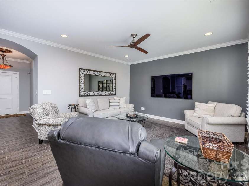 16215 Lakeside Loop Lane, Cornelius, NC 28031.  MLS# CAR4314451, YatesRealty ID 12354. 