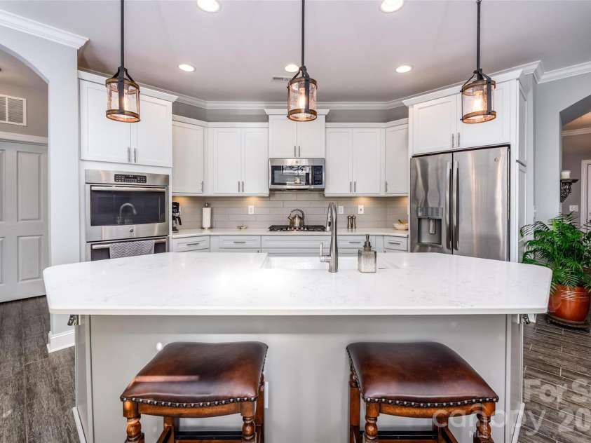 16215 Lakeside Loop Lane, Cornelius, NC 28031.  MLS# CAR4314451, YatesRealty ID 12354. 