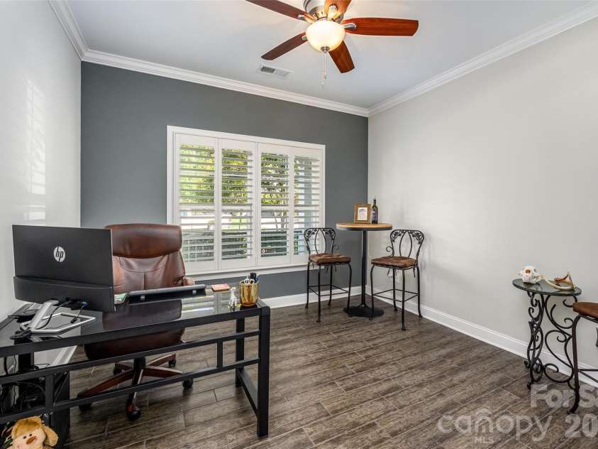 16215 Lakeside Loop Lane, Cornelius, NC 28031.  MLS# CAR4314451, YatesRealty ID 12354. 