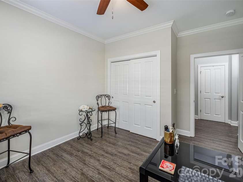16215 Lakeside Loop Lane, Cornelius, NC 28031.  MLS# CAR4314451, YatesRealty ID 12354. 