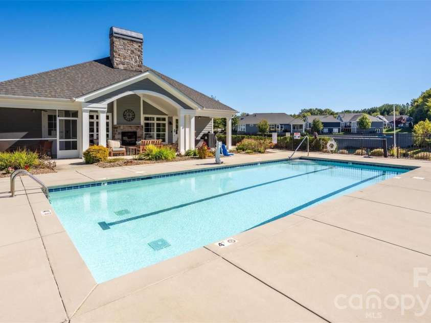 16215 Lakeside Loop Lane, Cornelius, NC 28031.  MLS# CAR4314451, YatesRealty ID 12354. 