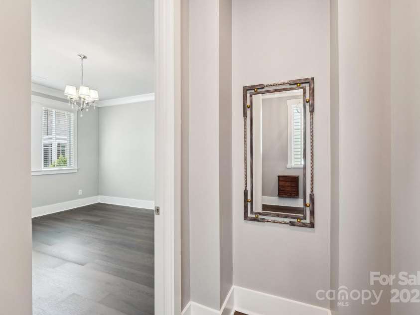 7908 Rea View Court, Charlotte, NC 28226.  MLS# CAR4257499, YatesRealty ID 12354. Alcove to main level primary bedroom