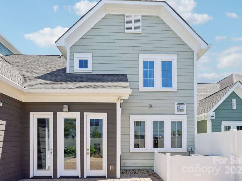 7908 Rea View Court, Charlotte, NC 28226.  MLS# CAR4257499, YatesRealty ID 12354. Back of Home
