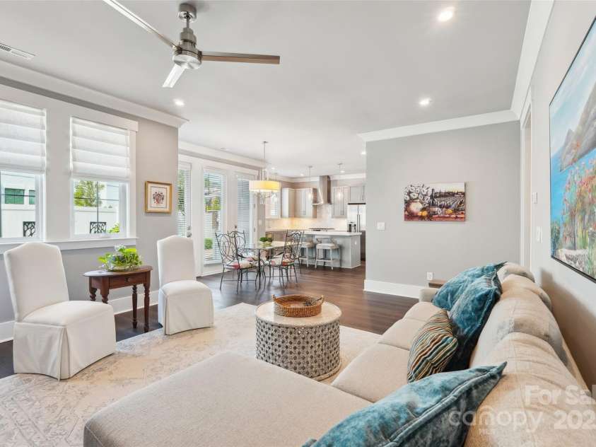 7908 Rea View Court, Charlotte, NC 28226.  MLS# CAR4257499, YatesRealty ID 12354. Great Room open to Kitchen