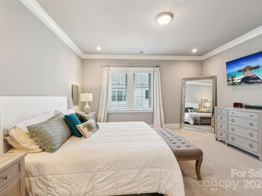7908 Rea View Court, Charlotte, NC 28226.  MLS# CAR4257499, YatesRealty ID 12354. Upstairs Primary