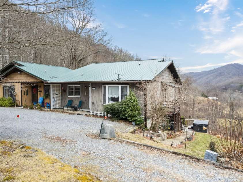 102 Sanctuary Road, Maggie Valley, NC 28751.  MLS# CAR4349147, YatesRealty ID 12356. 