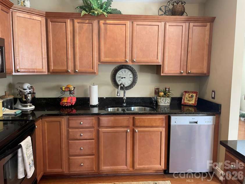 217 Abee Street, Morganton, NC 28655.  MLS# CAR4367089, YatesRealty ID 12359. 