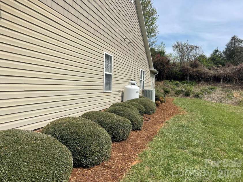 217 Abee Street, Morganton, NC 28655.  MLS# CAR4367089, YatesRealty ID 12359. 