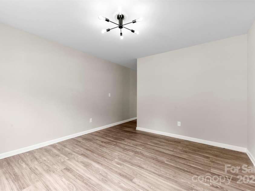 614 Oldham Lane, Rock Hill, SC 29732.  MLS# CAR4251728, YatesRealty ID 12359. 