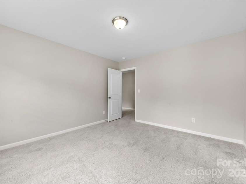 614 Oldham Lane, Rock Hill, SC 29732.  MLS# CAR4251728, YatesRealty ID 12359. 