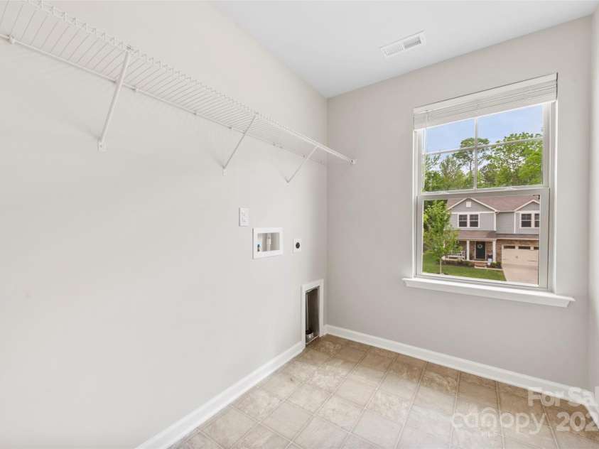614 Oldham Lane, Rock Hill, SC 29732.  MLS# CAR4251728, YatesRealty ID 12359. 