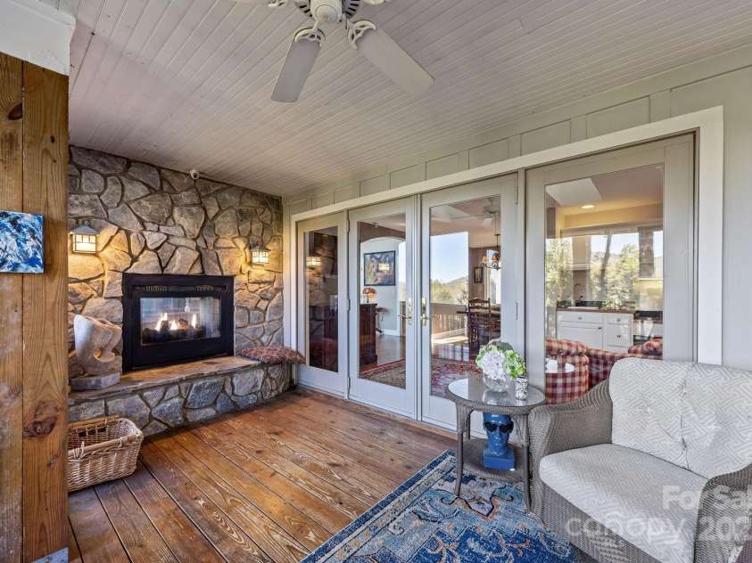 69 Blowing Ridge Lane, Sylva, NC 28779.  MLS# CAR4313190, YatesRealty ID 1236. 
