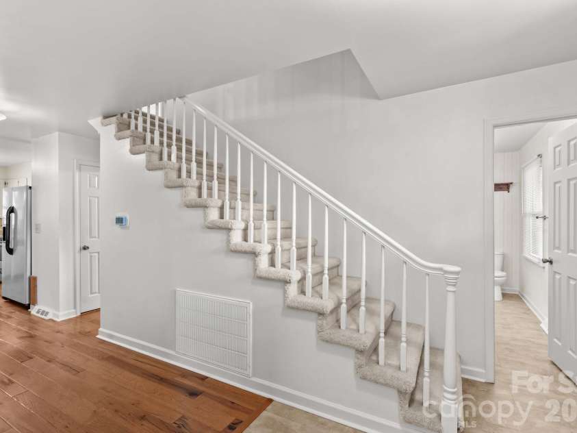1121 Juniper Street, Salisbury, NC 28146.  MLS# CAR4368031, YatesRealty ID 12360. 