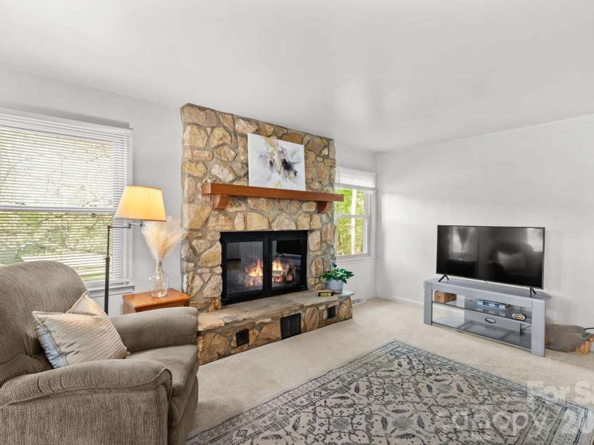 1121 Juniper Street, Salisbury, NC 28146.  MLS# CAR4368031, YatesRealty ID 12360. 