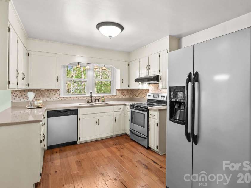 1121 Juniper Street, Salisbury, NC 28146.  MLS# CAR4368031, YatesRealty ID 12360. 
