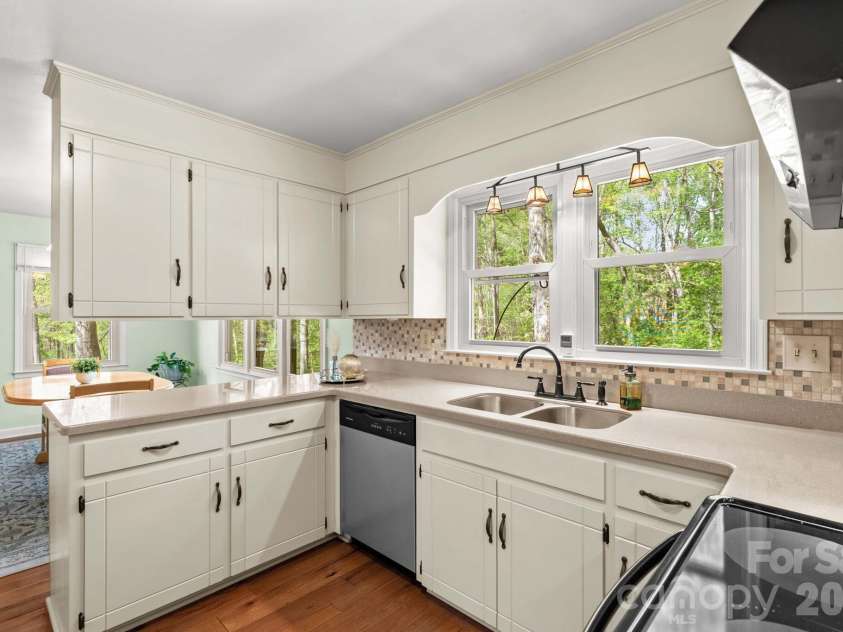 1121 Juniper Street, Salisbury, NC 28146.  MLS# CAR4368031, YatesRealty ID 12360. 