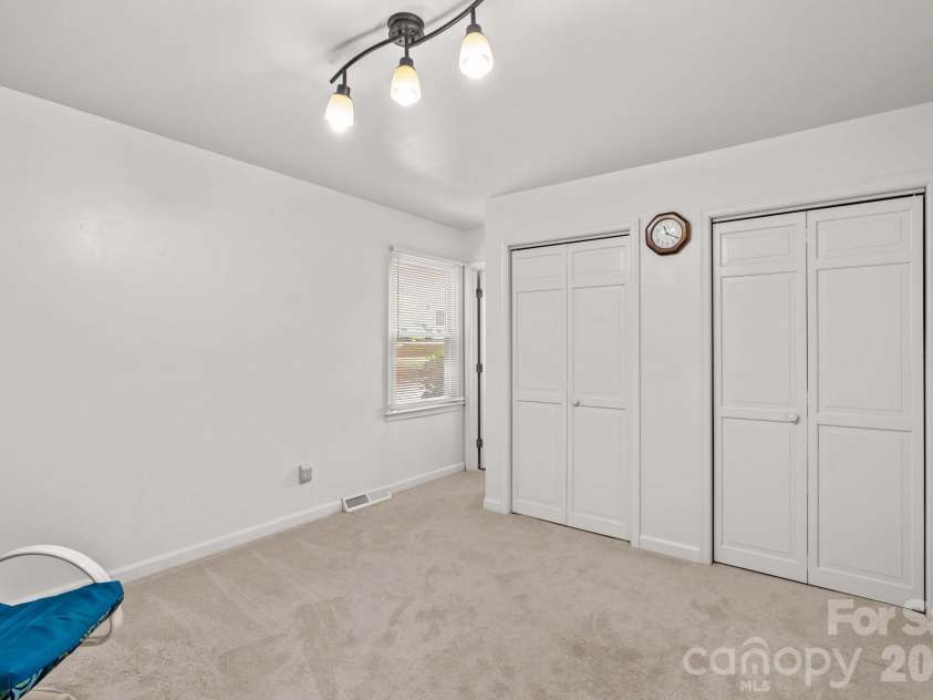 1121 Juniper Street, Salisbury, NC 28146.  MLS# CAR4368031, YatesRealty ID 12360. 