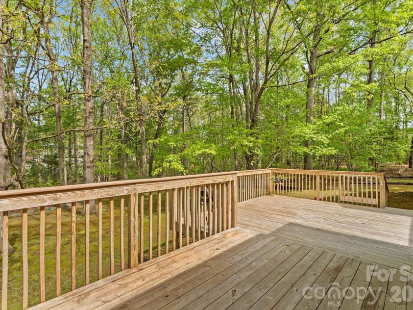 1121 Juniper Street, Salisbury, NC 28146.  MLS# CAR4368031, YatesRealty ID 12360. 